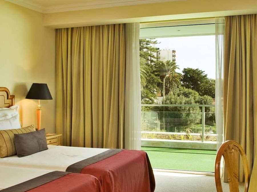 Beds with a view in Superior Room at Hotel Cascais Miragem Health & Spa