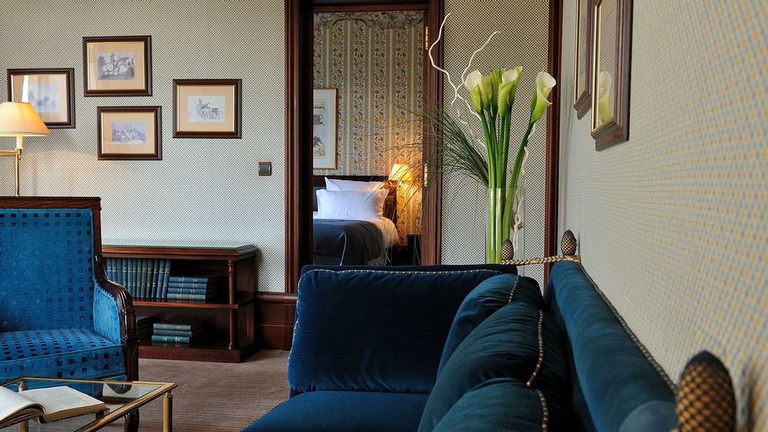 Salon Suite Junior bleue.