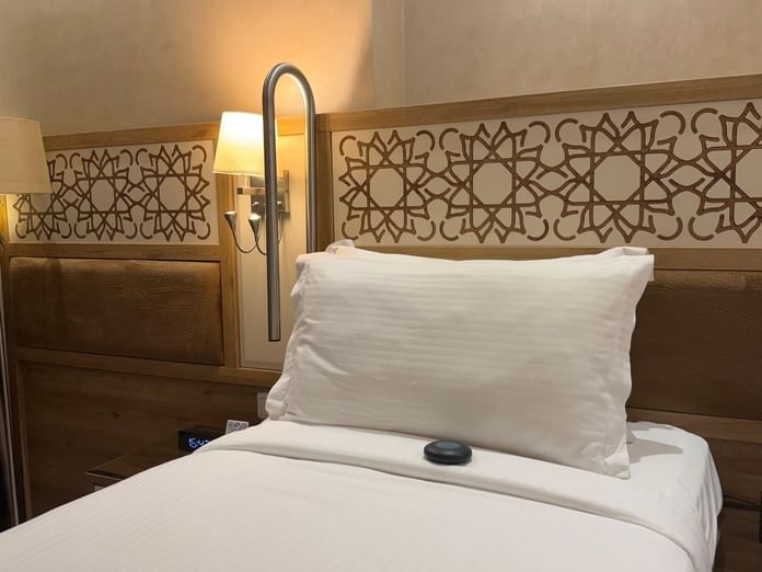 Deluxe Twin Accessible Room