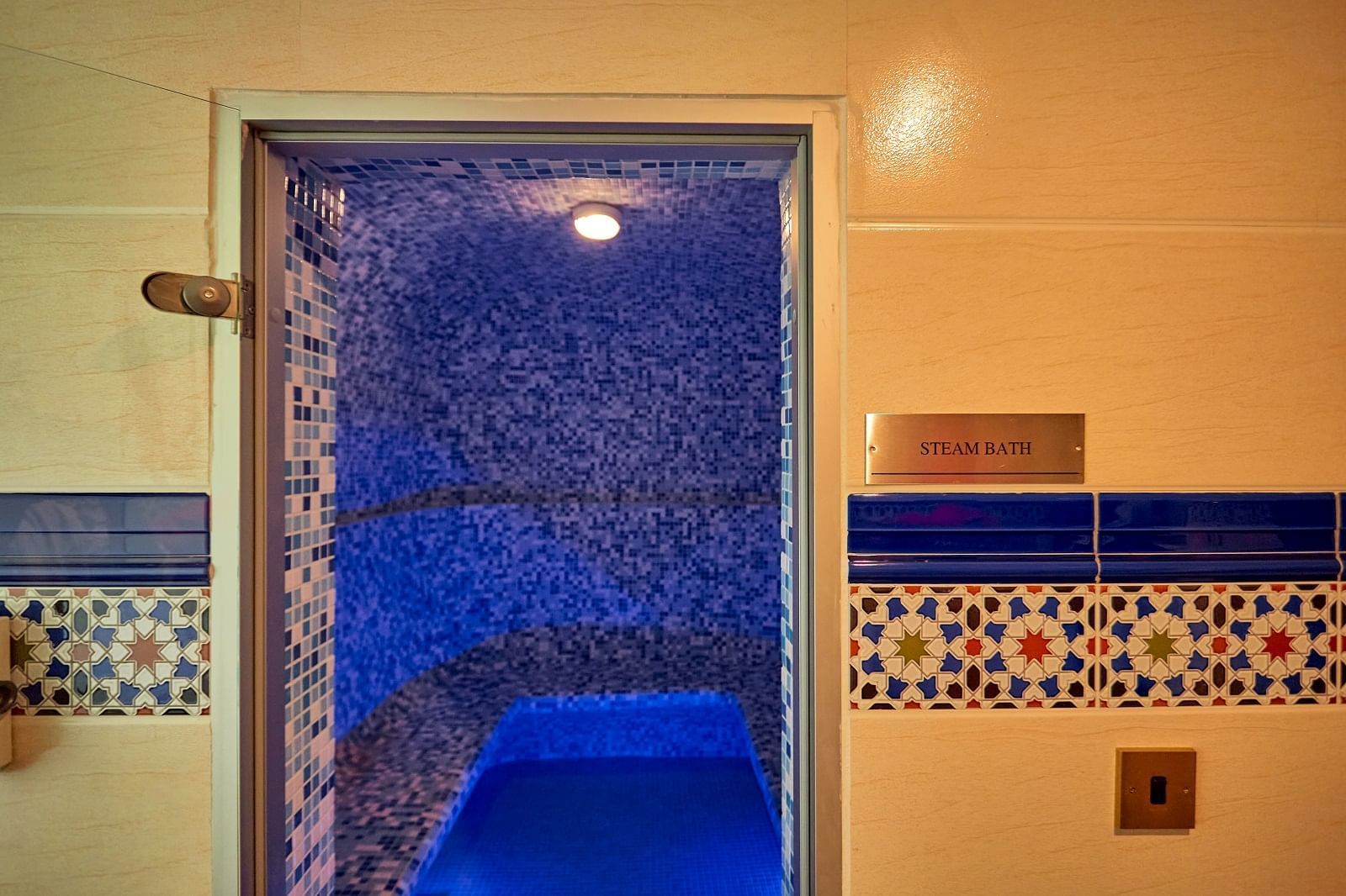 A steam room in the hotel at Goma Serena Hotel