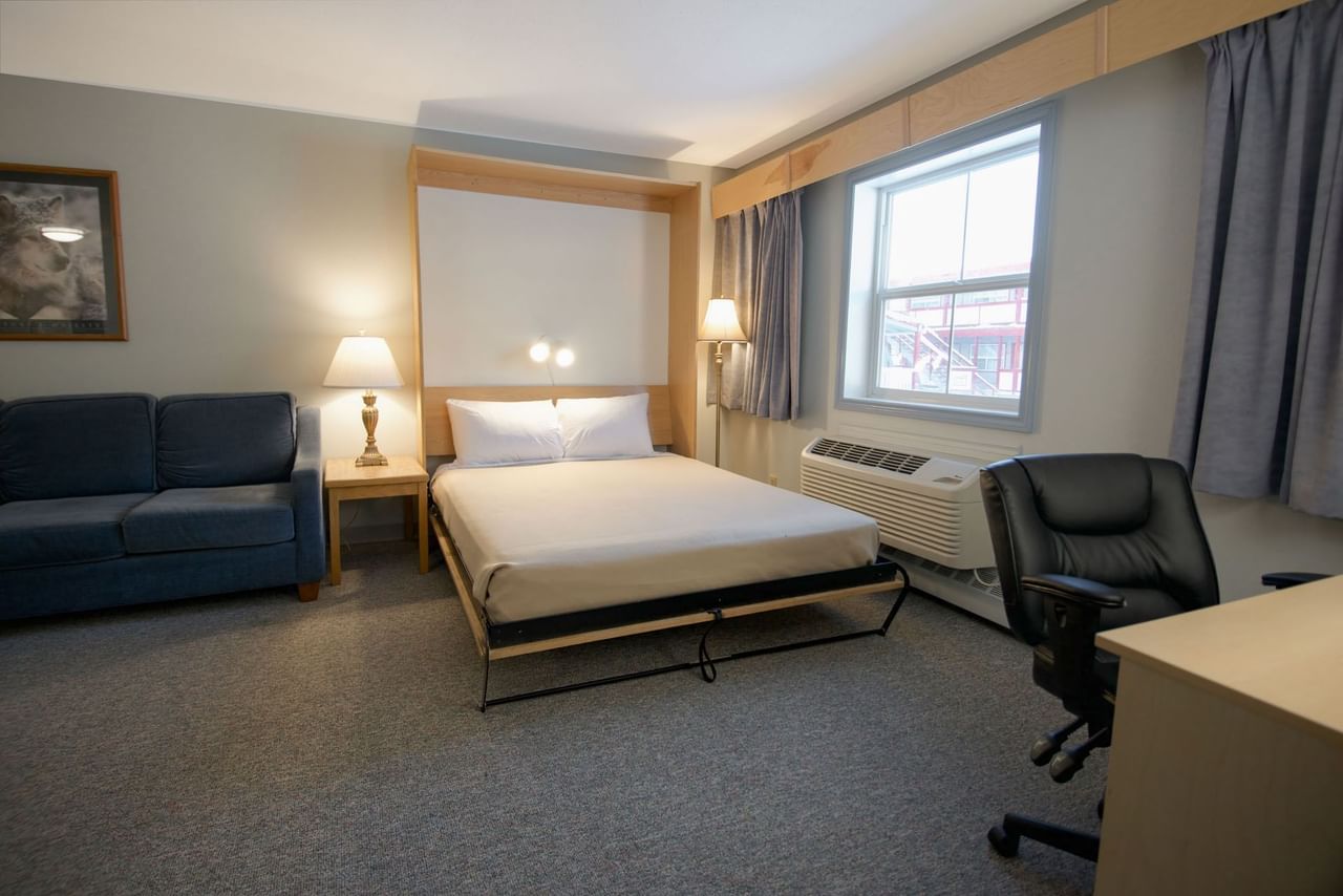 Premuim One Bedroom Suite in Dawson City