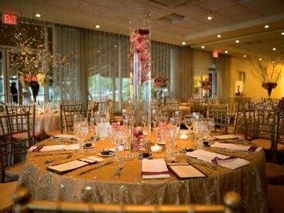 Banquet table setup in a Salón Copa & Terrace at Copa Marina