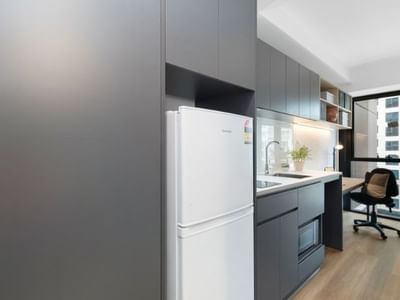 UniLodge Melbourne Central Studio Apartment - Kitchen