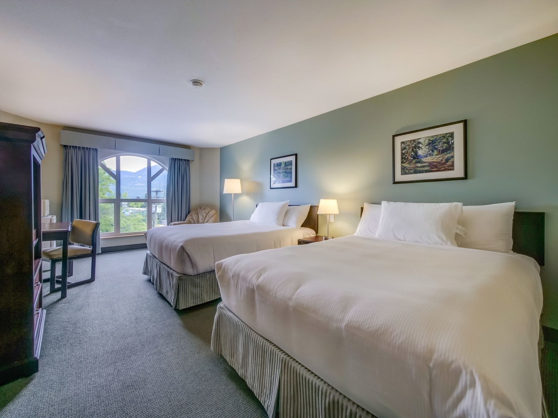 Interior & decor of Two Queen Beds: Lakeside Room at Harrison Lake Hotel