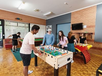 Erica Underwood_6 Bedroom Living