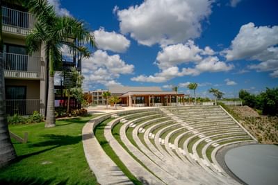 Outdoor amphitheater with tiered seating at The Hub Acunmeyda