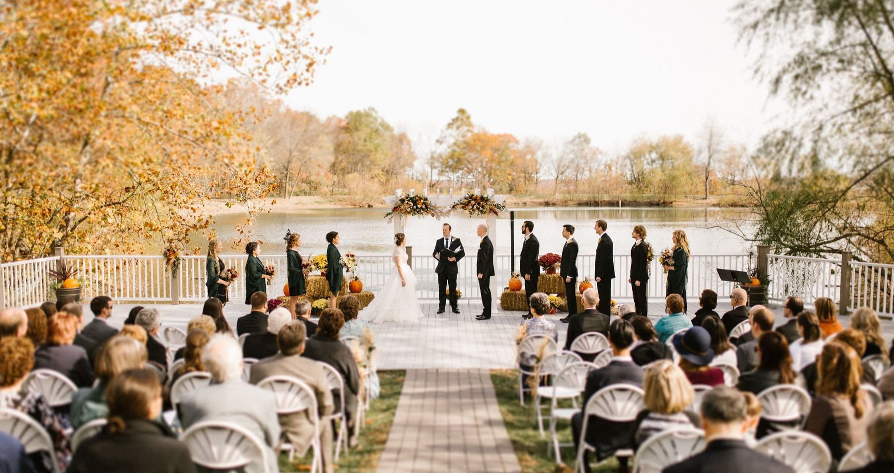 Outdoor wedding at Gettysburg.