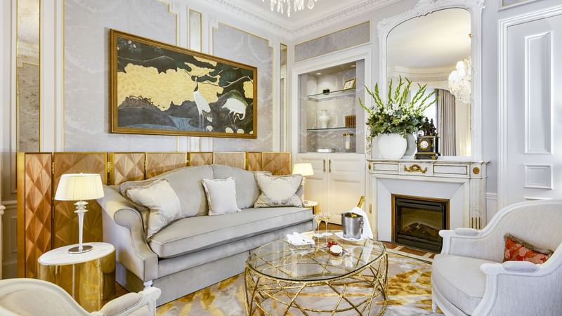 Duke of Westminster Suite living room featuring a plush sofa and armchairs at Hôtel Westminster - Paris