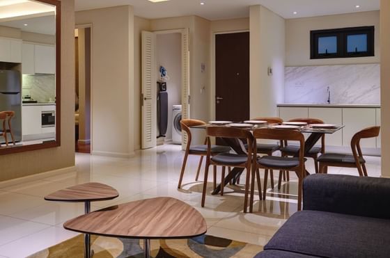 Dining area in a room at Federal Hotels International