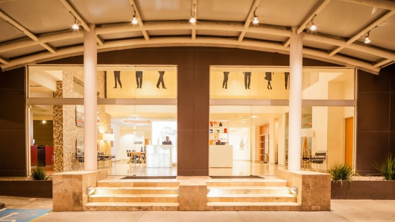 Hotel entrance view at Fiesta Inn Monterrey Fundidora