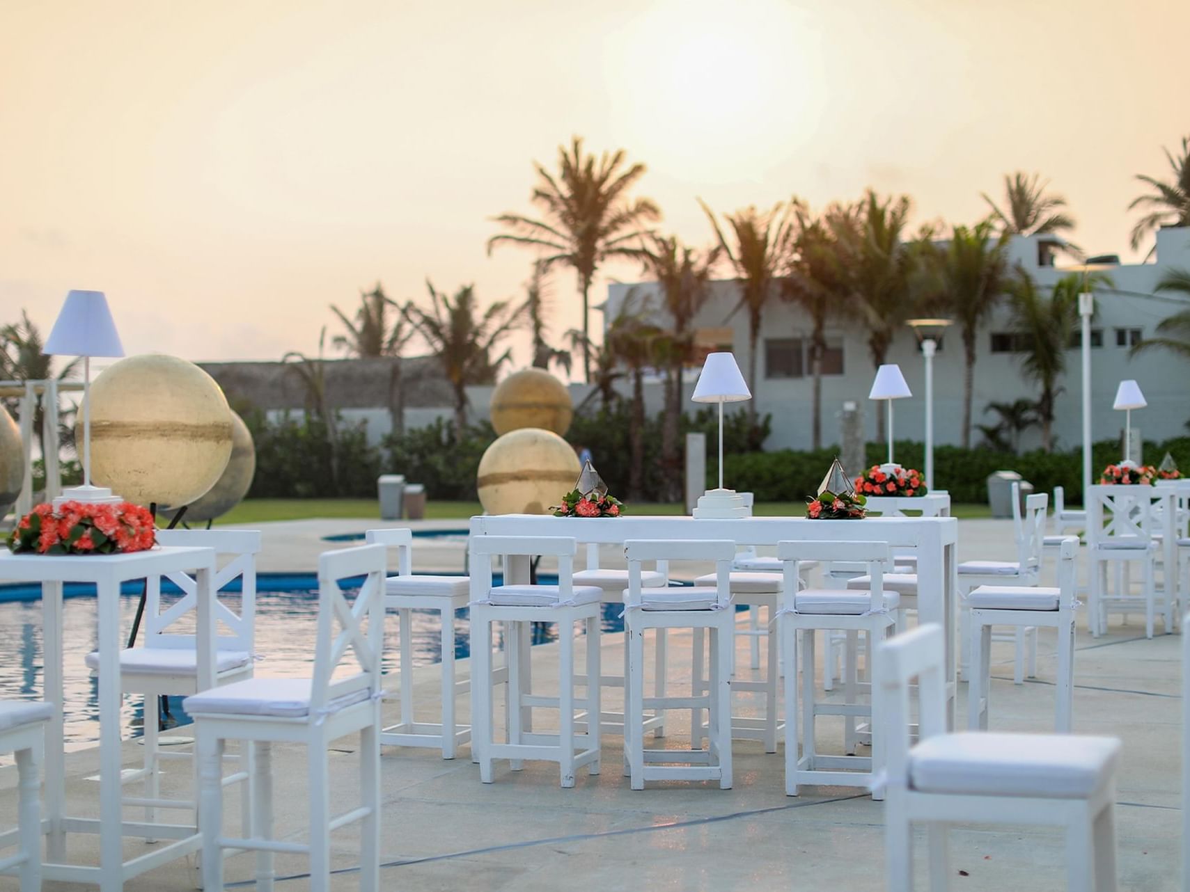 Salón junto a la piscina, Scala Ocean Club, Mundo Imperial