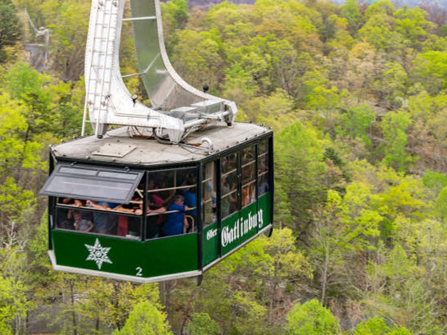 Aerial tramway with passengers at Ober Gatlinburg near the Wander Hotel