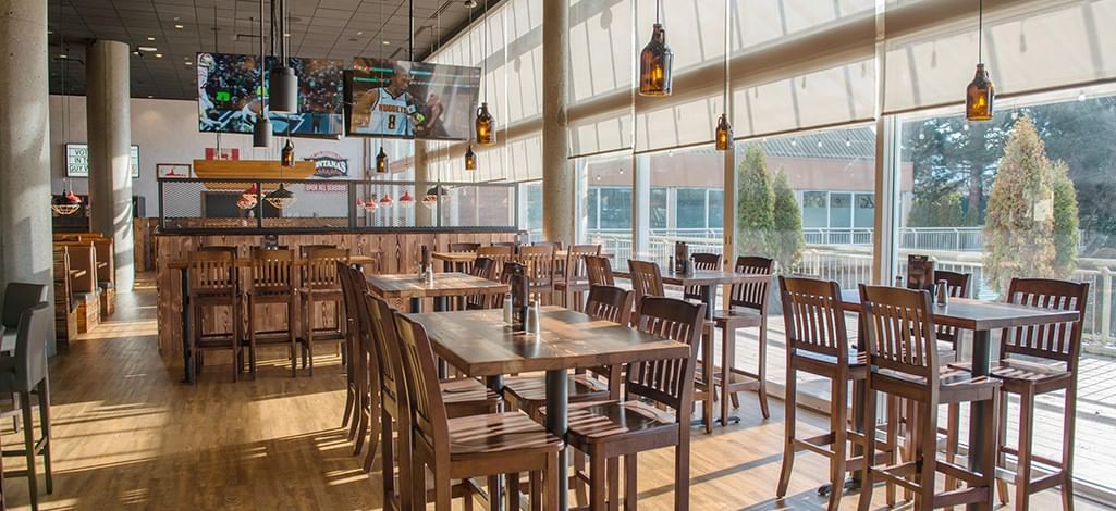 Inside Chilliwack Montanas BBQ