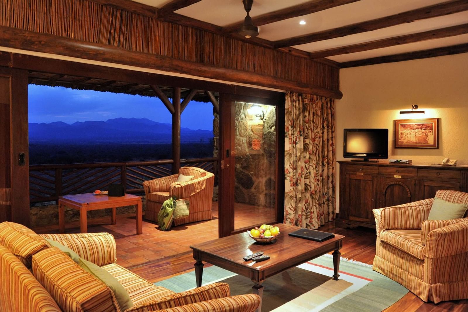 The Livingroom area in Kilaguni suite at Hotel Kilaguni Serena