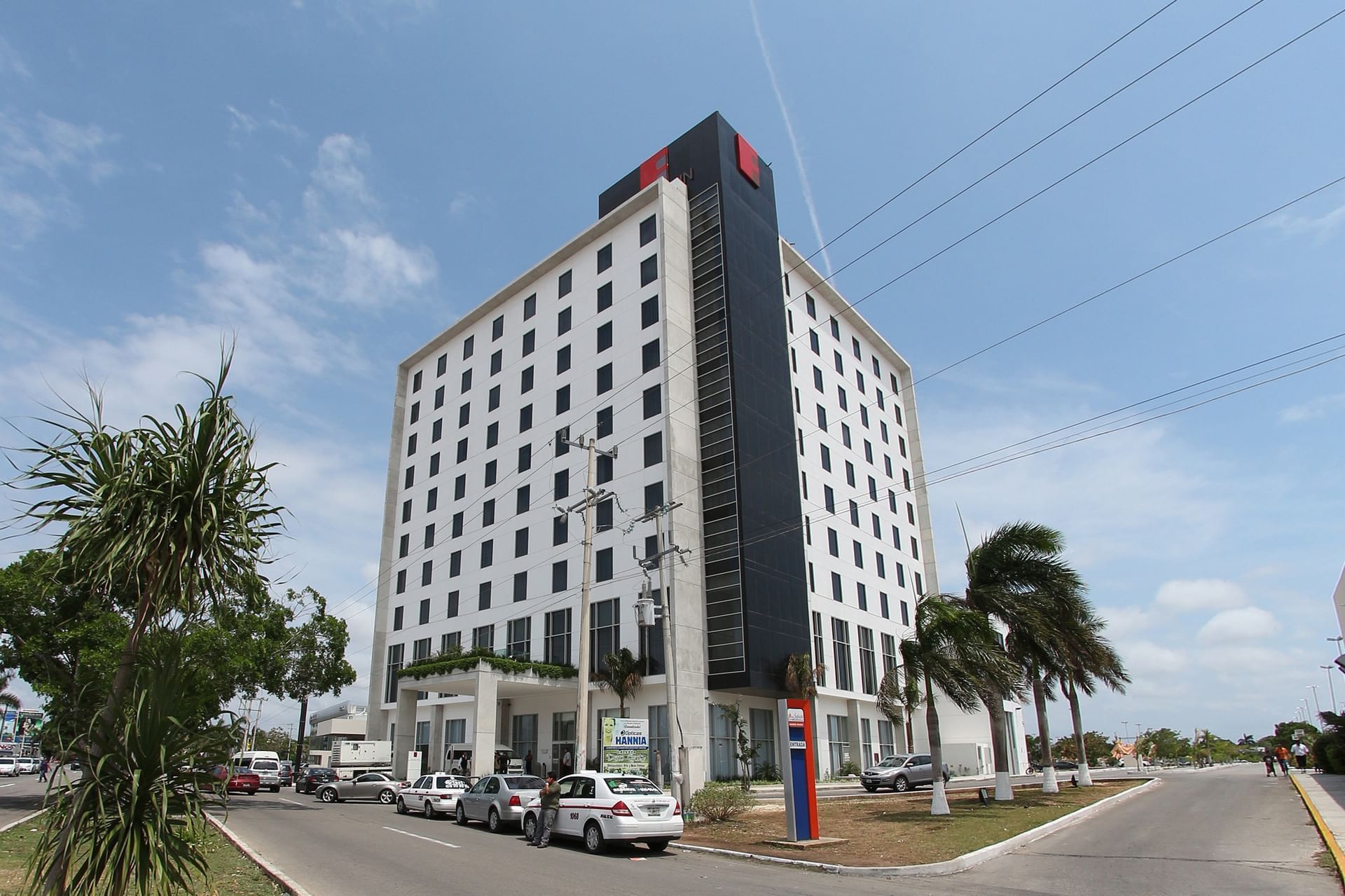 FIESTA INN MÉRIDA