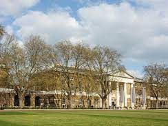 Exterior of Saatchi gallery near Sloane Square Hotel