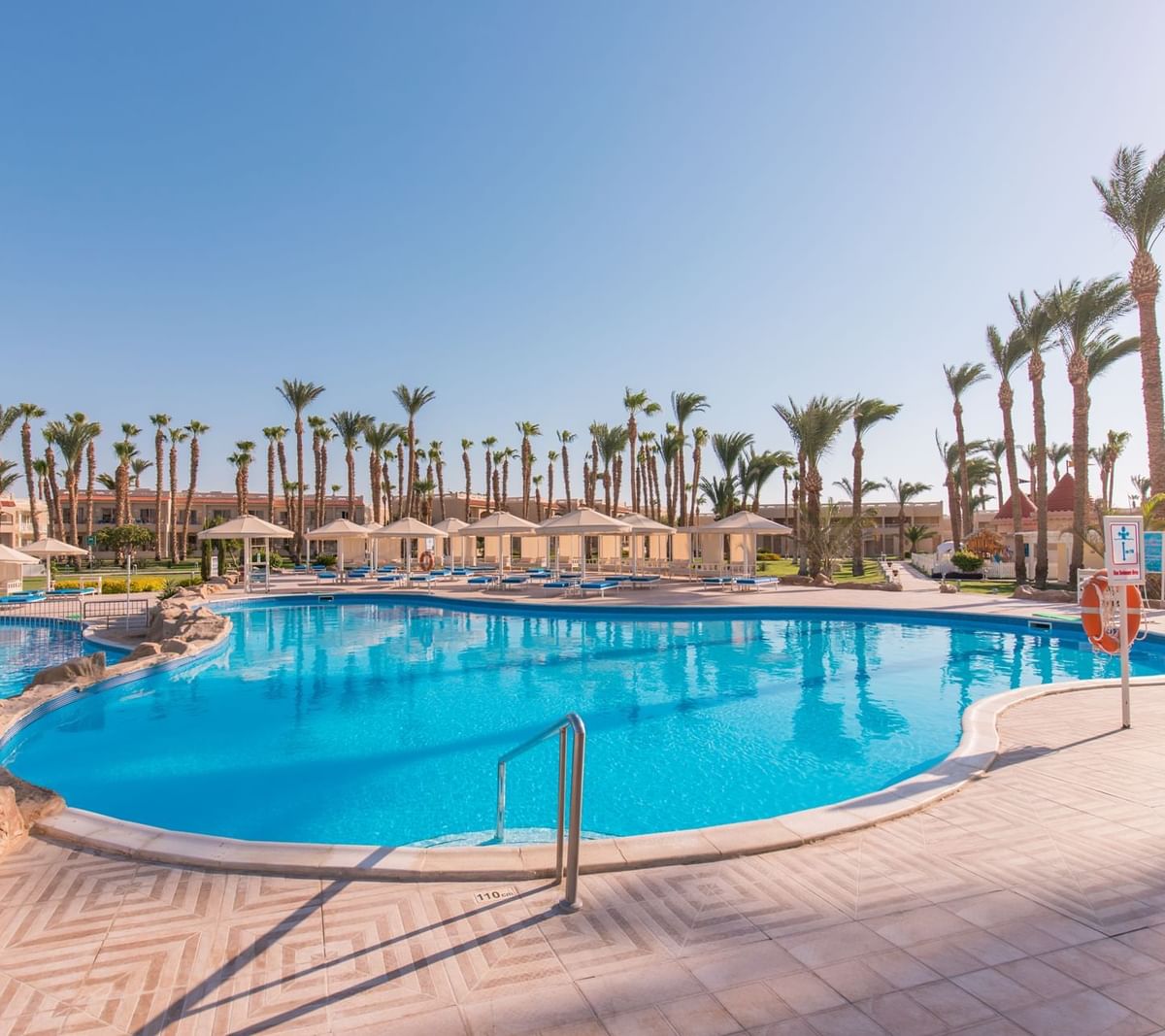 albatros beach hotel hurghada