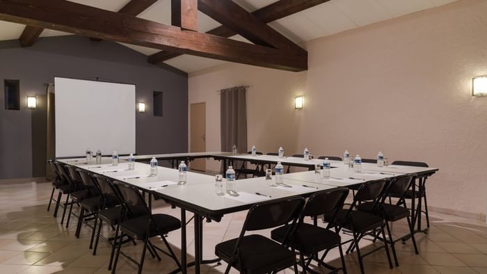 Interior of a meeting room at Hotel du Parc