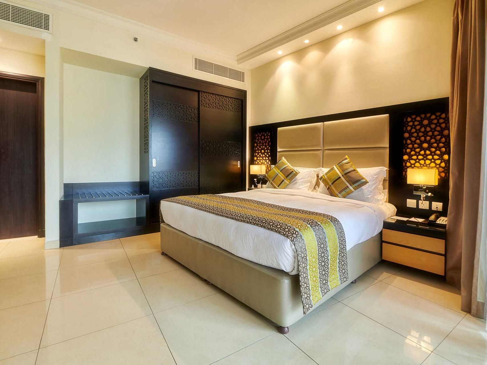 Deluxe Suite at Bahi Ajman Palace Hotel
