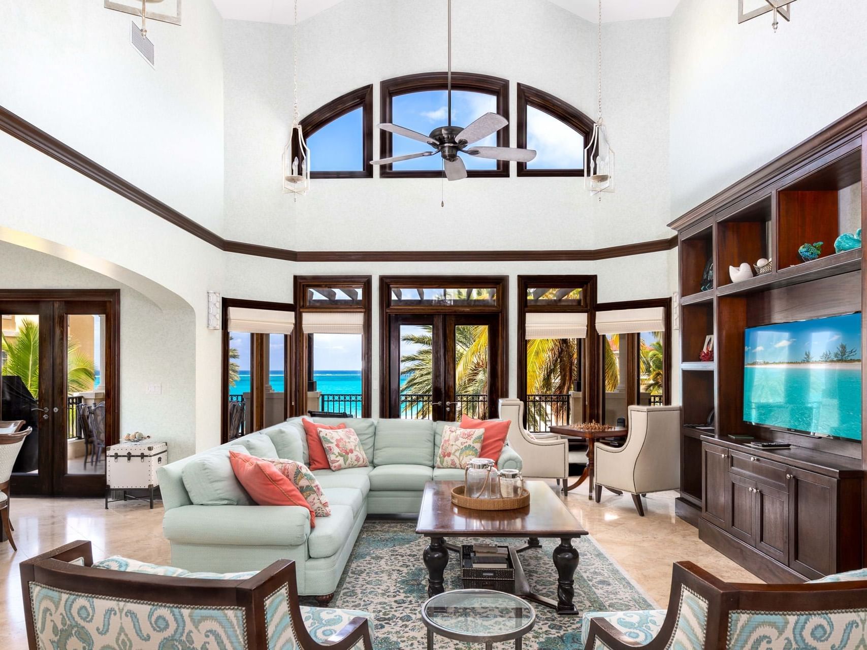 Living room in 5 Bedroom Ocean View Penthouse at Somerset Bay