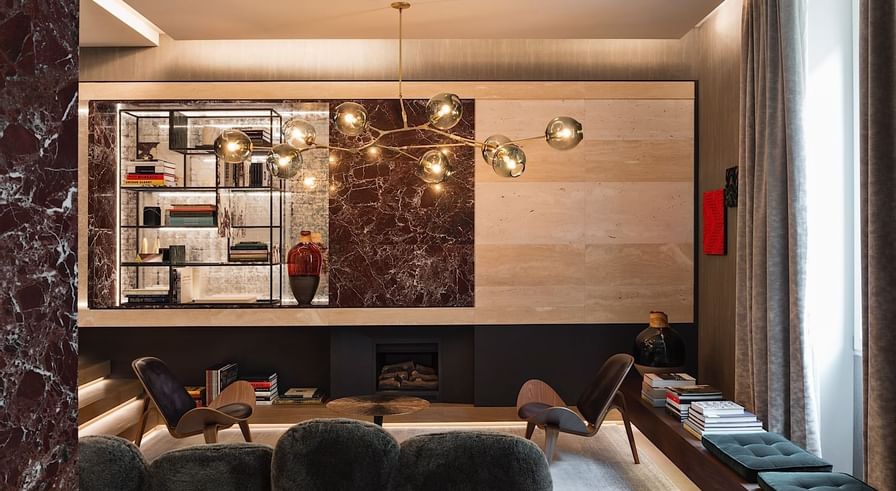 lobby con divano fratelli campana fendi private suites