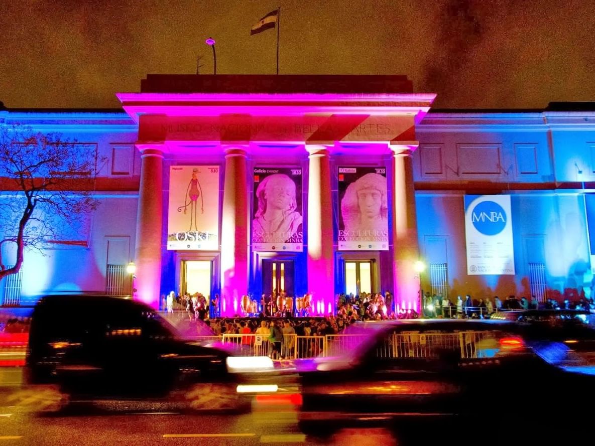 Vista Exterior del Museo Nacional de bellas Artes