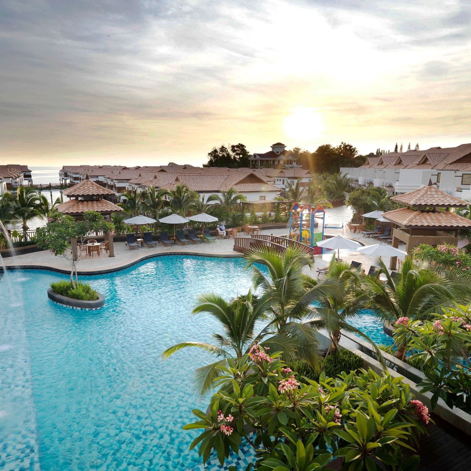 Anda Penjawat Awam? Lexis Hotel Ada Offer Best Untuk Korang Serendah RM240 Je!