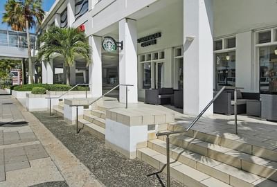 Exterior view of the entrance in Starbuck Restaurant