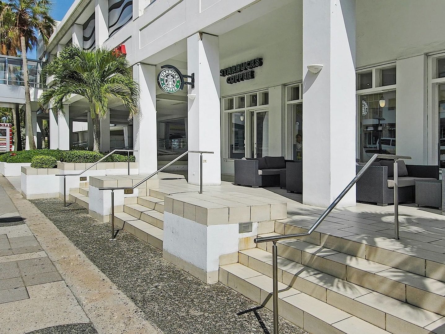 Exterior view of the entrance in Starbuck Restaurant 