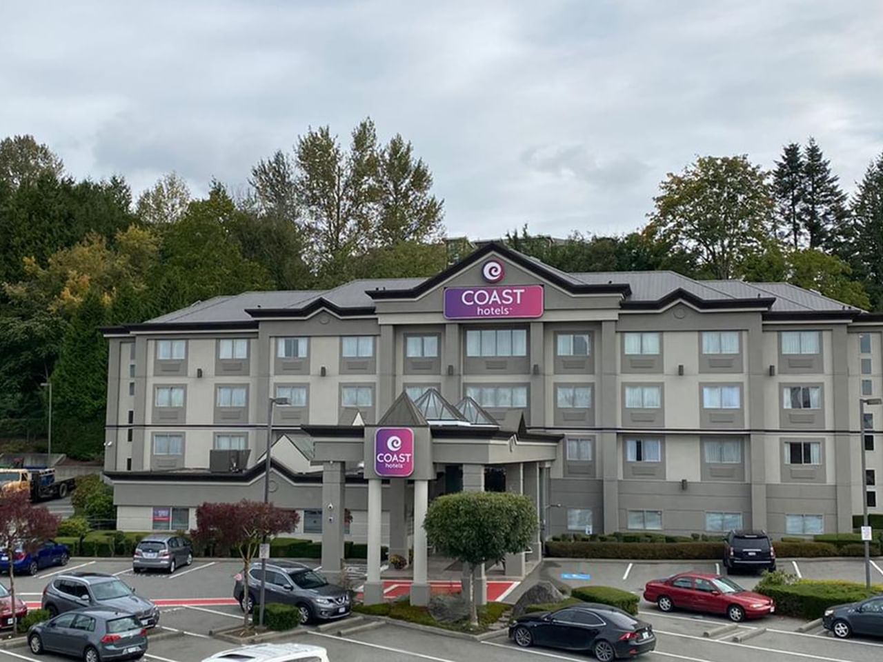 exterior Coast Abbotsford Hotel