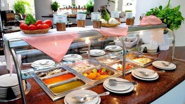 Buffet spread in Playa Linda Restaurant at Gamma Plaza Ixtapa