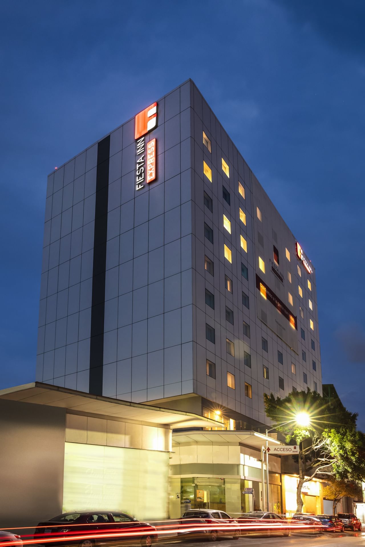 Fiesta Inn Express Monterrey Centro | Hotel en Monterrey