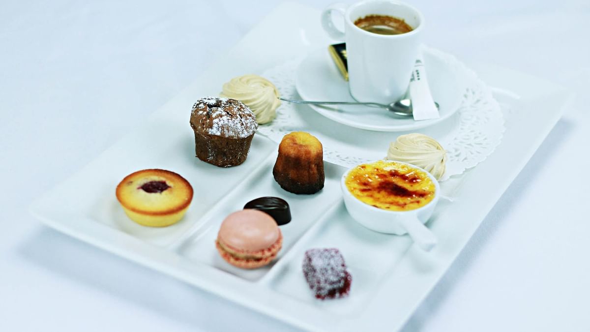 Cafe Gourmand