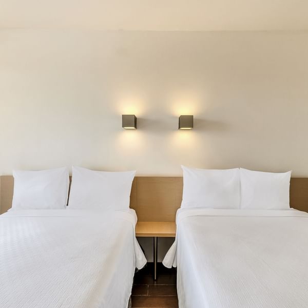 Twin beds in Superior Room Two Twin at One Hotels
