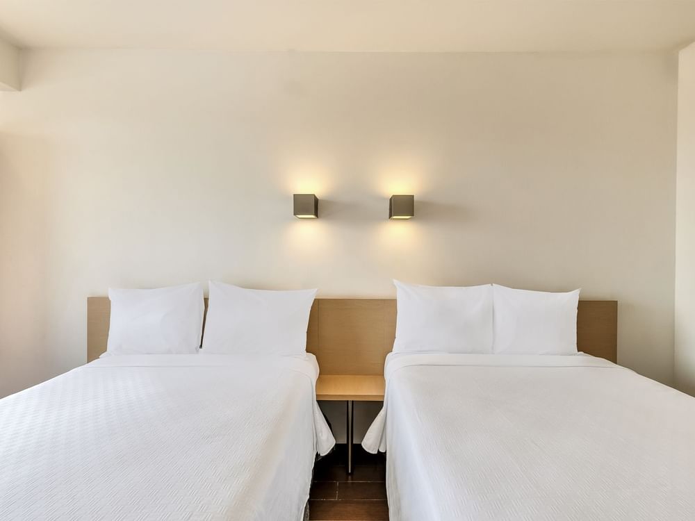 Twin beds in Superior Room Two Twin at One Hotels