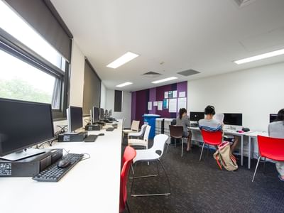 UniLodge @ANU Warrumbul Lodge Canberra_Level 1 Computer Lab