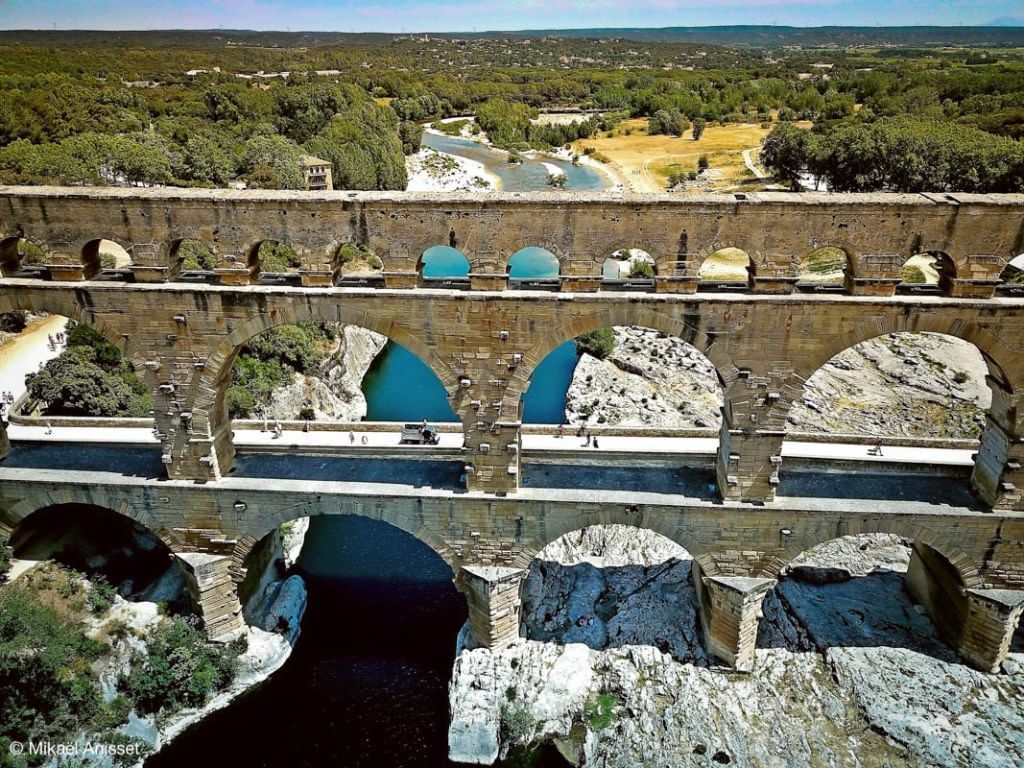 View of the ancient Pont du Gard near the hotel Costieres