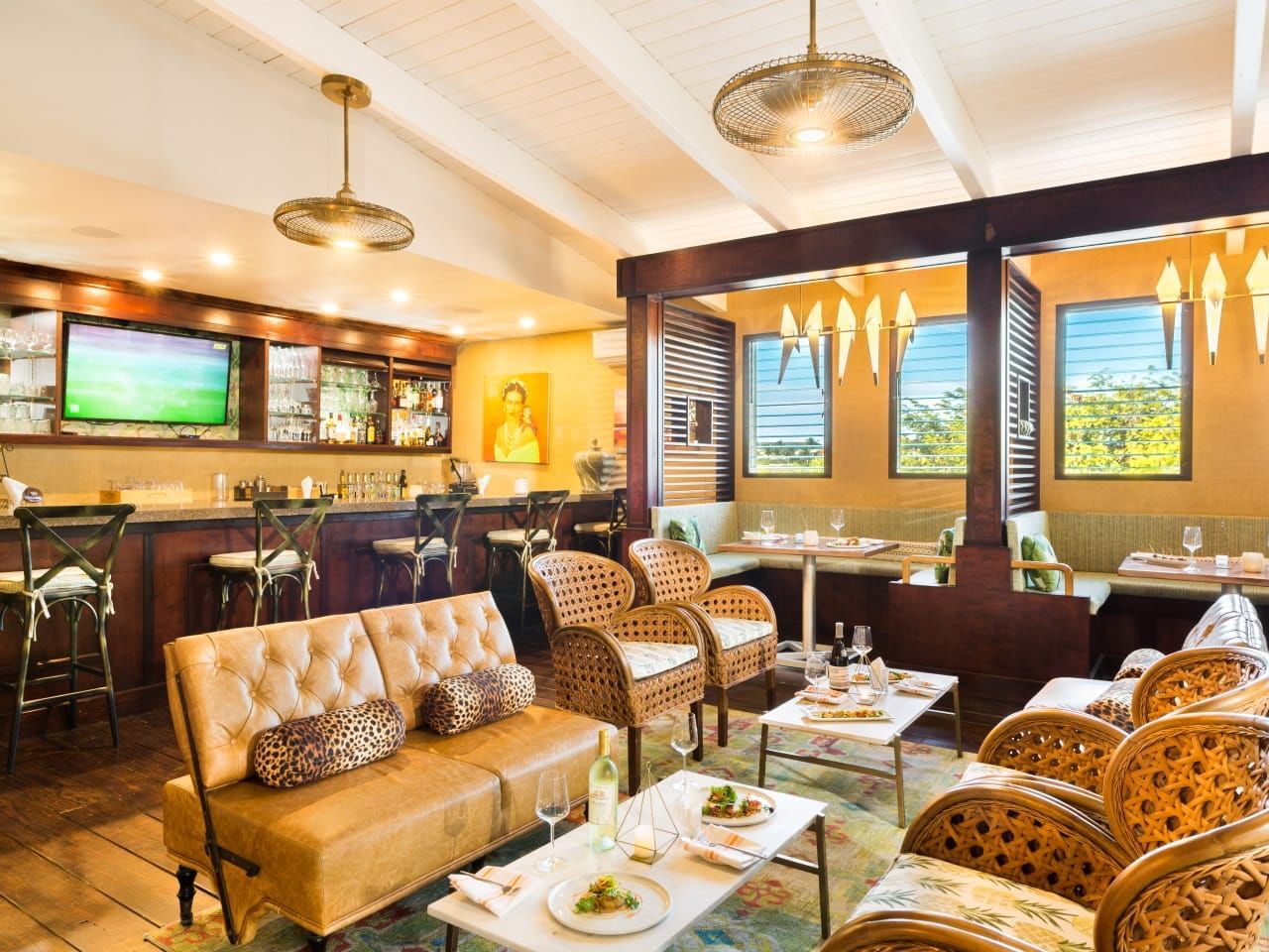 Interior of Tapas Lounge at The Somerset on Grace Bay