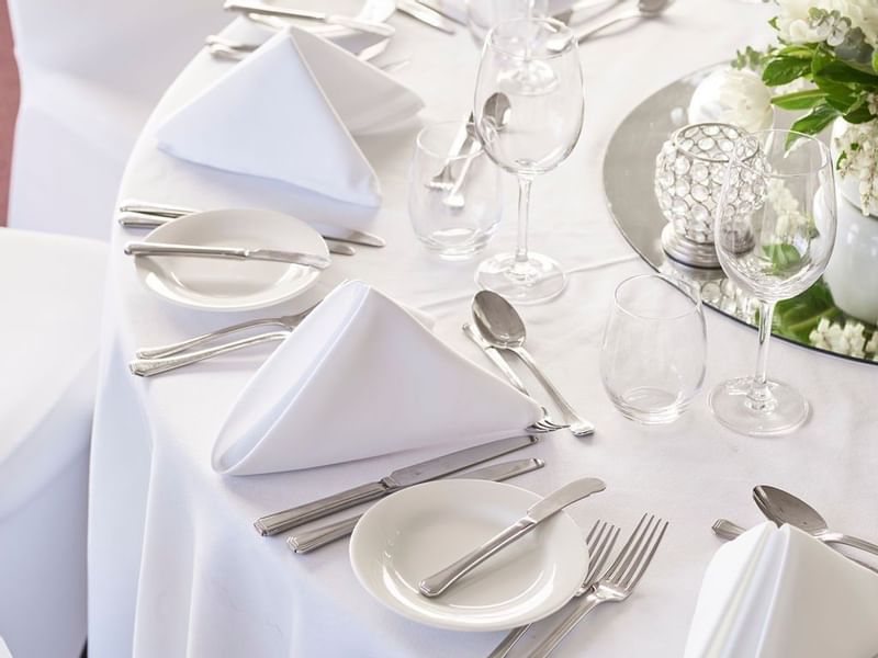 white wedding table decoration at Pullman Melbourne on the park