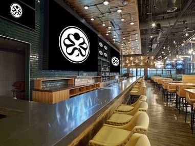 Shark Club Sports Bar & Grill | Plano Restaurants | Sandman Signature Hotel