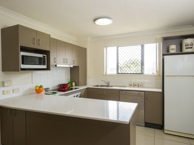 The Manors_2-Bedroom-Apartment-Kitchen