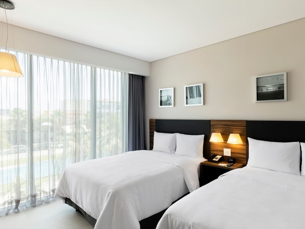 Superior Double Room at Fiesta Inn Express Cancún Cumbres, with large windows, one of the best places to stay in Cancun