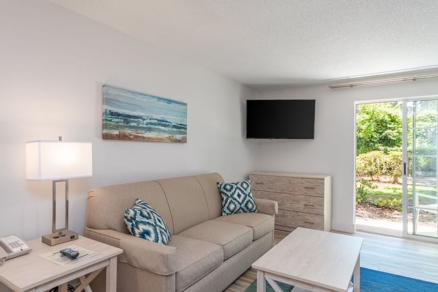 Living room in Double Queen Suite at Palmera Inn and Suites  