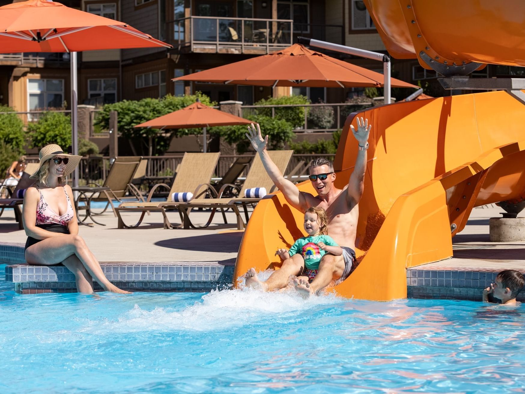 The Cove Lakeside Resort Kelowna Okanagan Lake Hotel