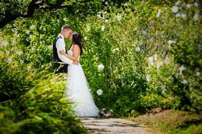 weddings at Painter's Lodge Resort