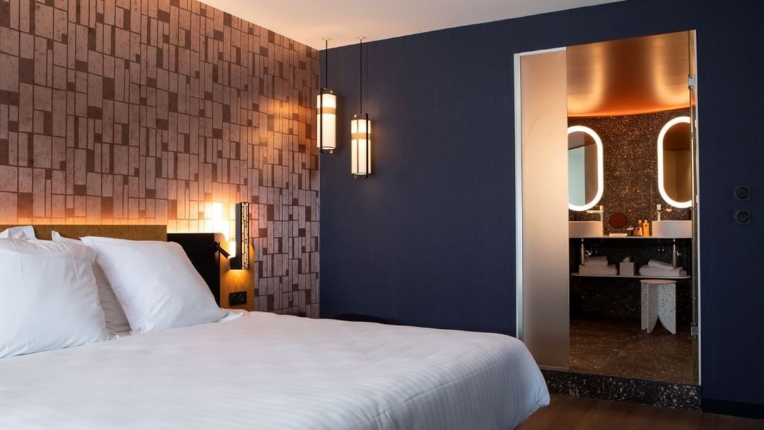 Jeanne Malivel Suite