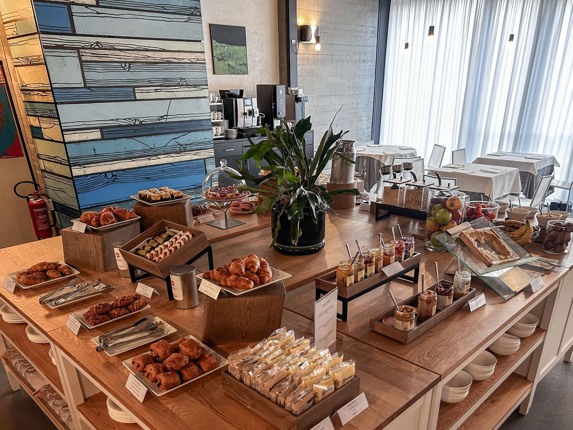 BUFFET BREAKFAST