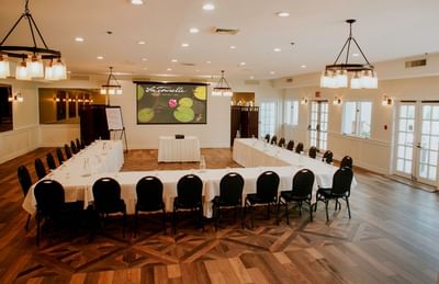 U-shaped table in La Tourelle Banquet, La Tourelle Hotel