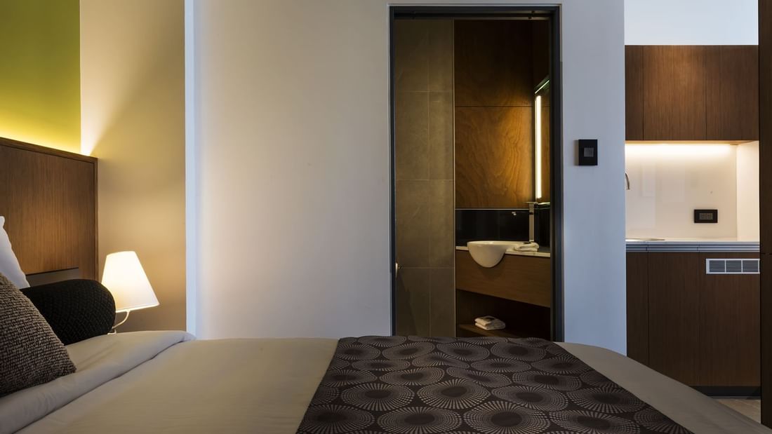 Penthhouse Two Bedroom at Mercure Sydney Liverpool 