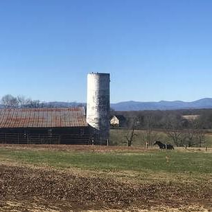 Tower Silo in Woodbrook Farm and Vineyard near The Clifton